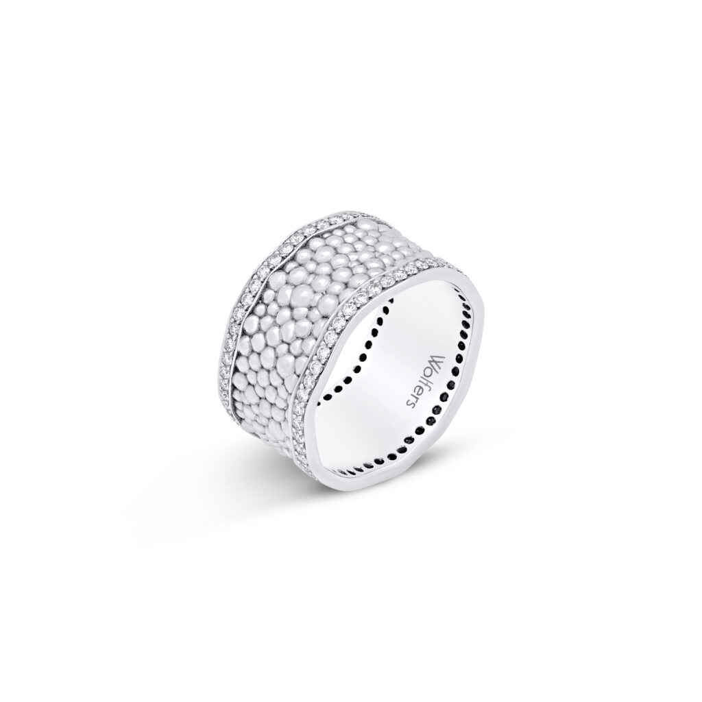 Caviar ring