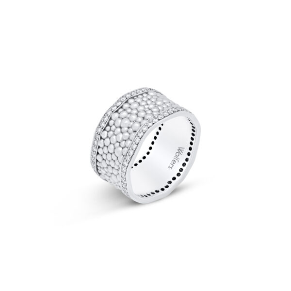 Caviar ring
