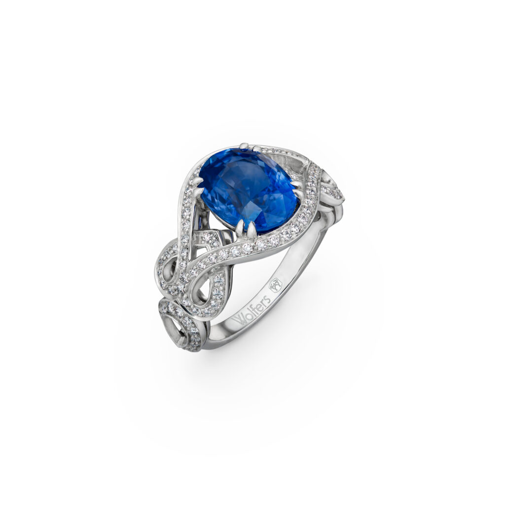 Elegance ring