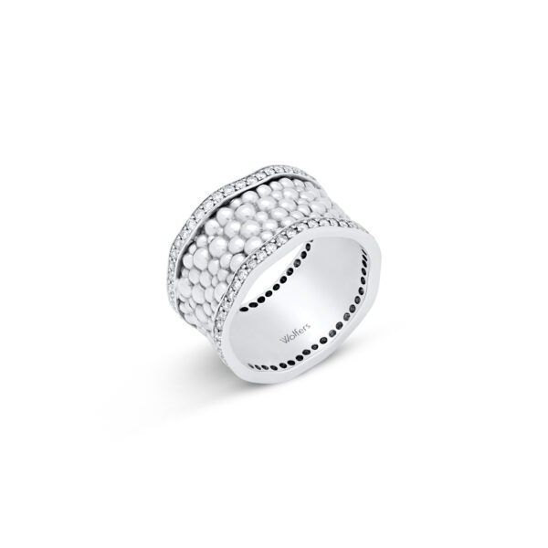 Caviar ring