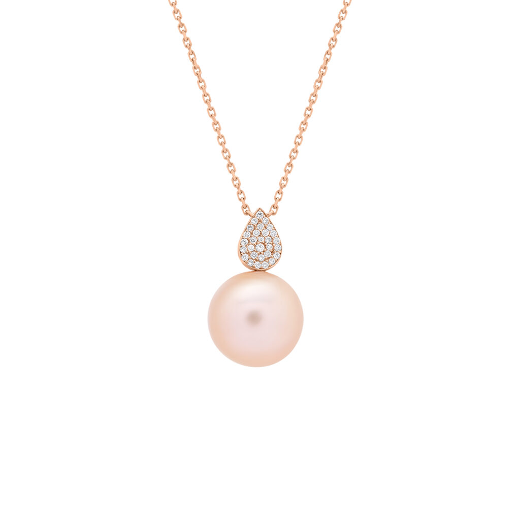 Pearl necklace
