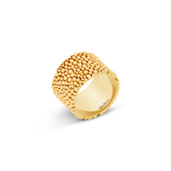 Caviar ring