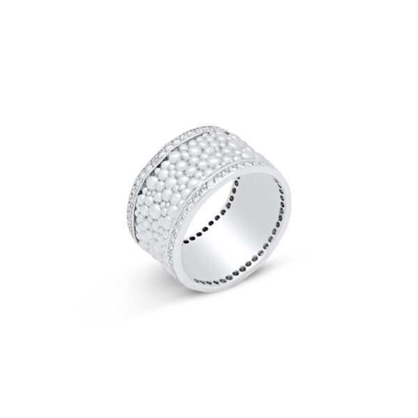 Caviar ring