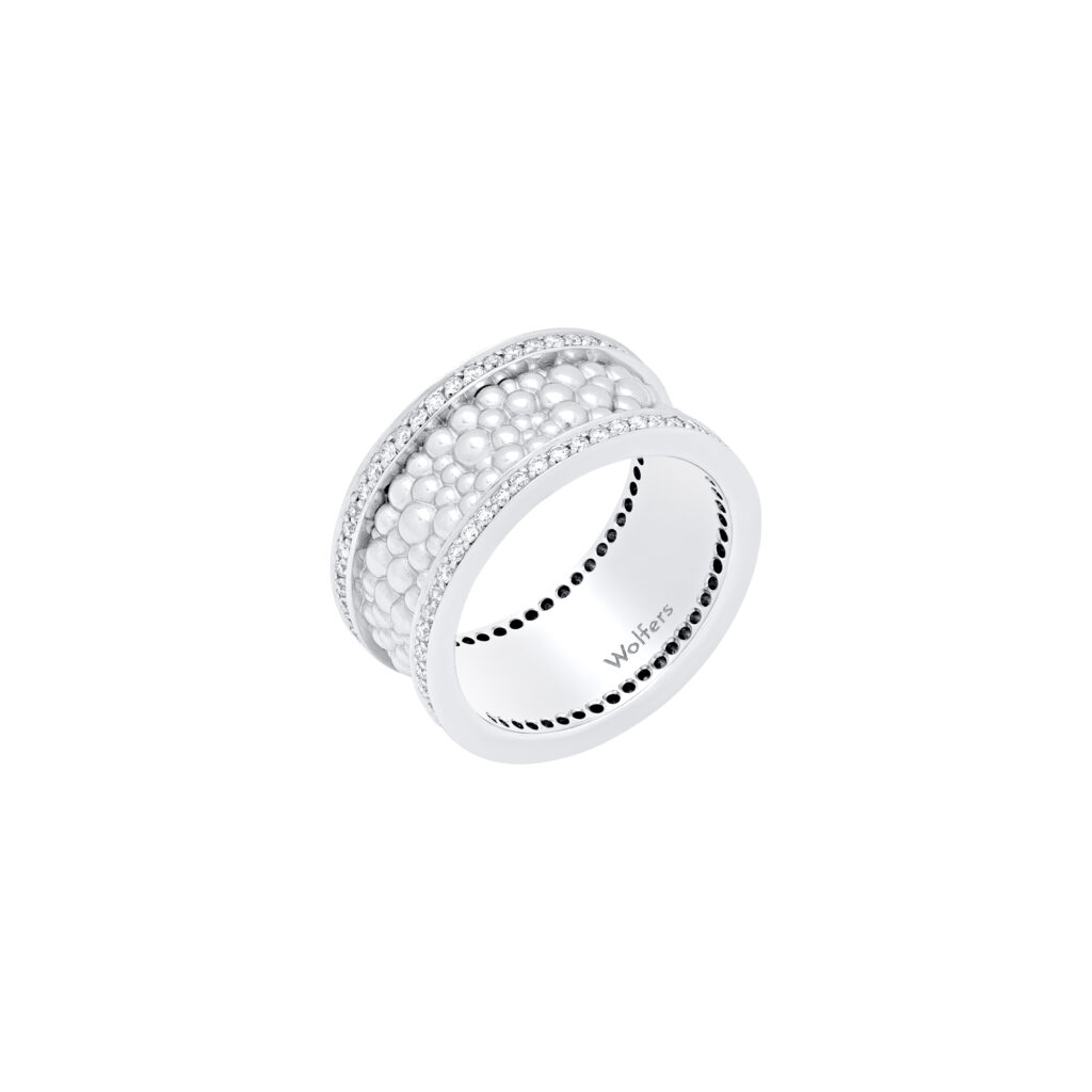 Caviar ring