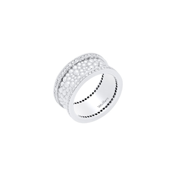 Caviar ring