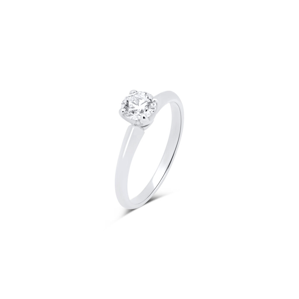 Amour ring
