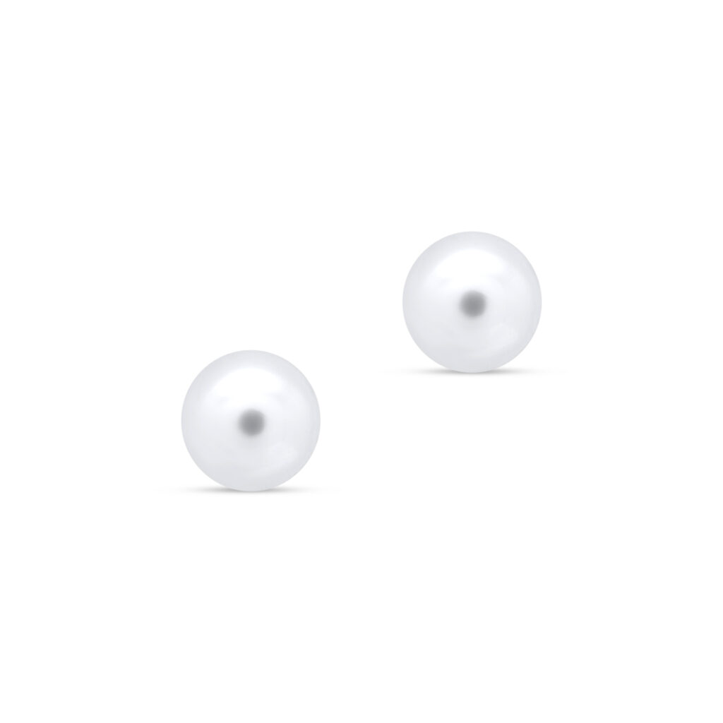 Pearl earrings